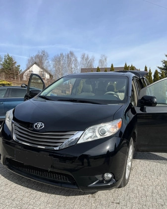 Toyota Sienna cena 89500 przebieg: 120000, rok produkcji 2014 z Kraków małe 56